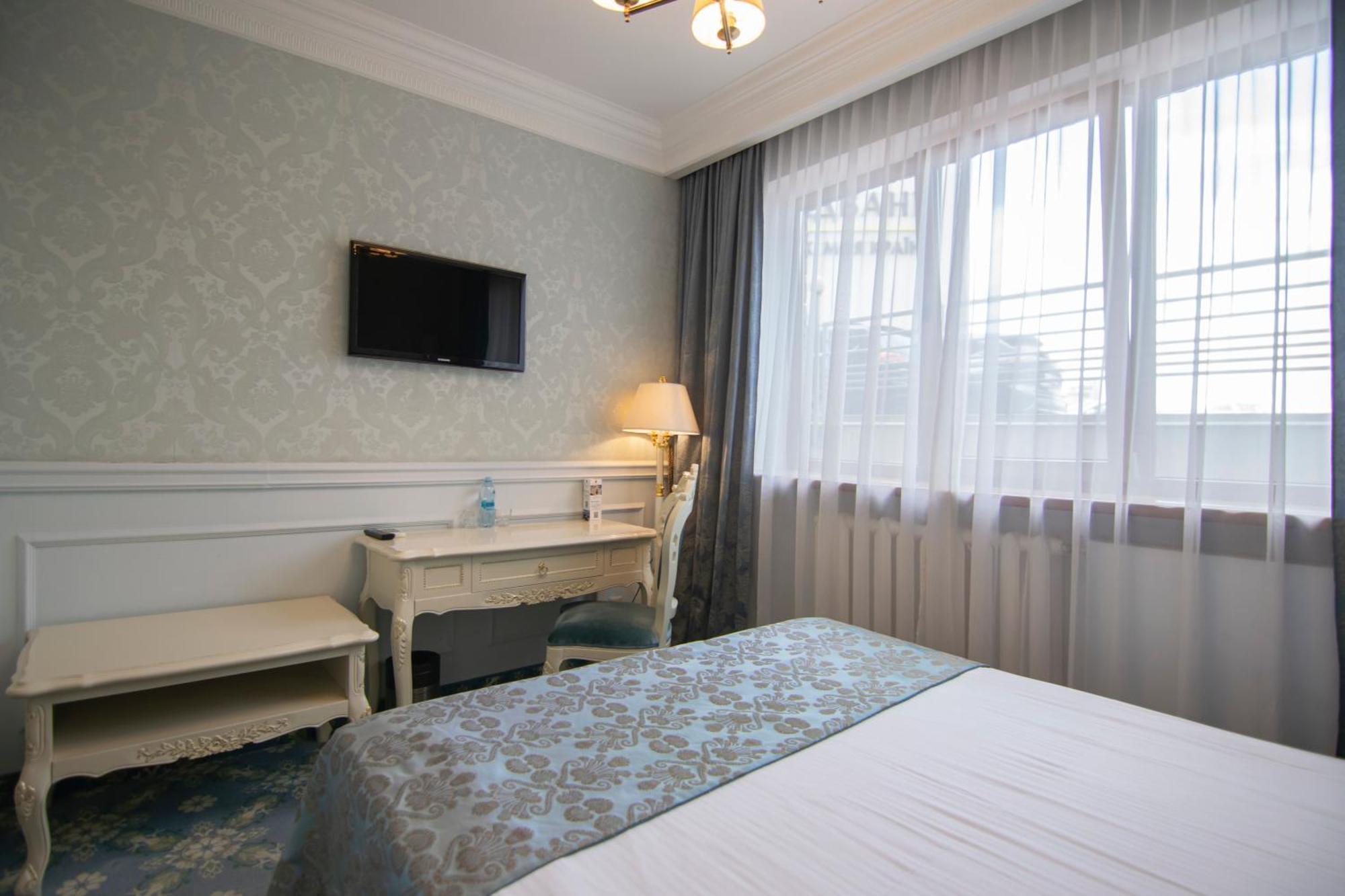 Royal Olympic Hotel Kiev Esterno foto