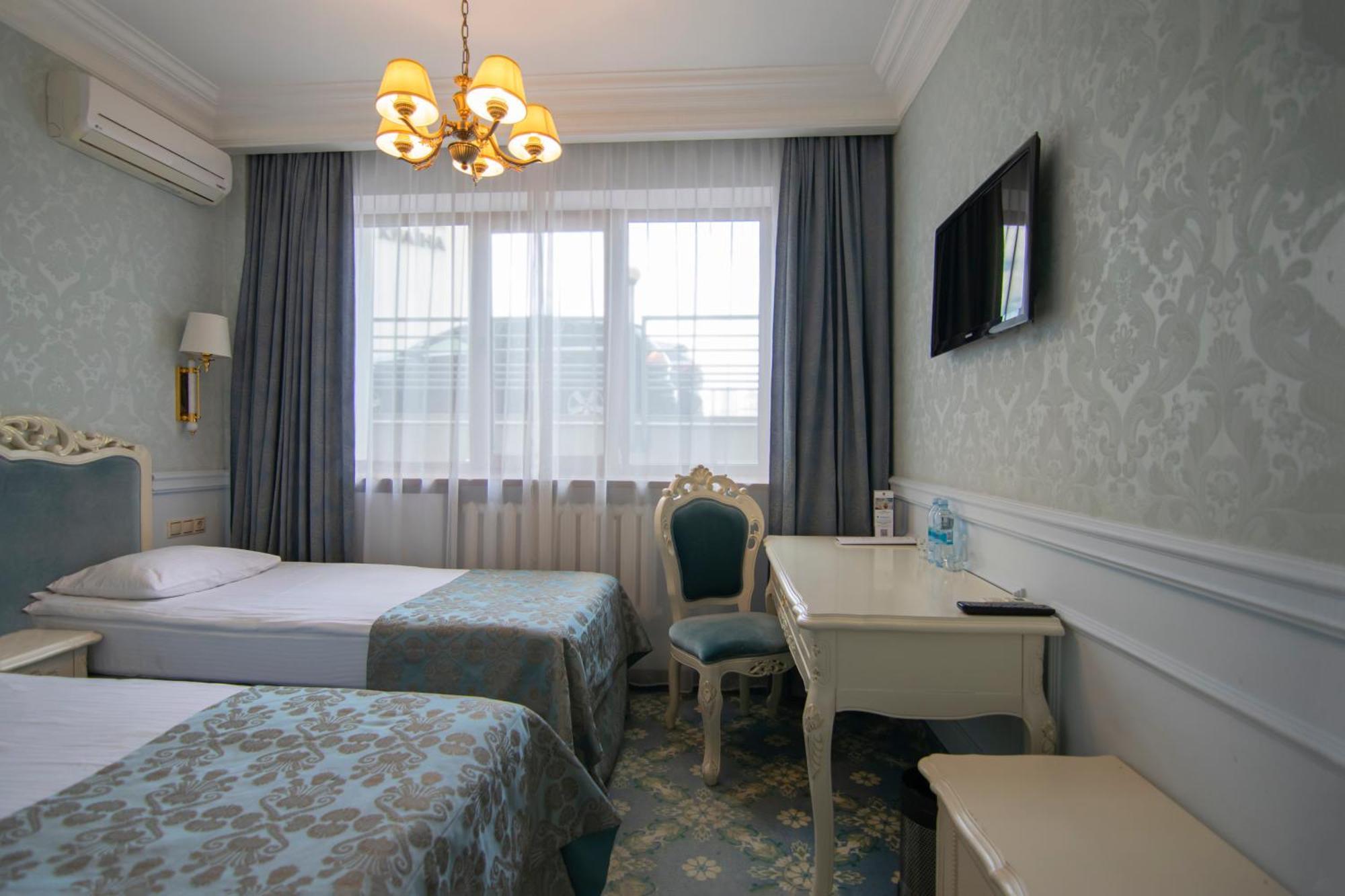 Royal Olympic Hotel Kiev Esterno foto