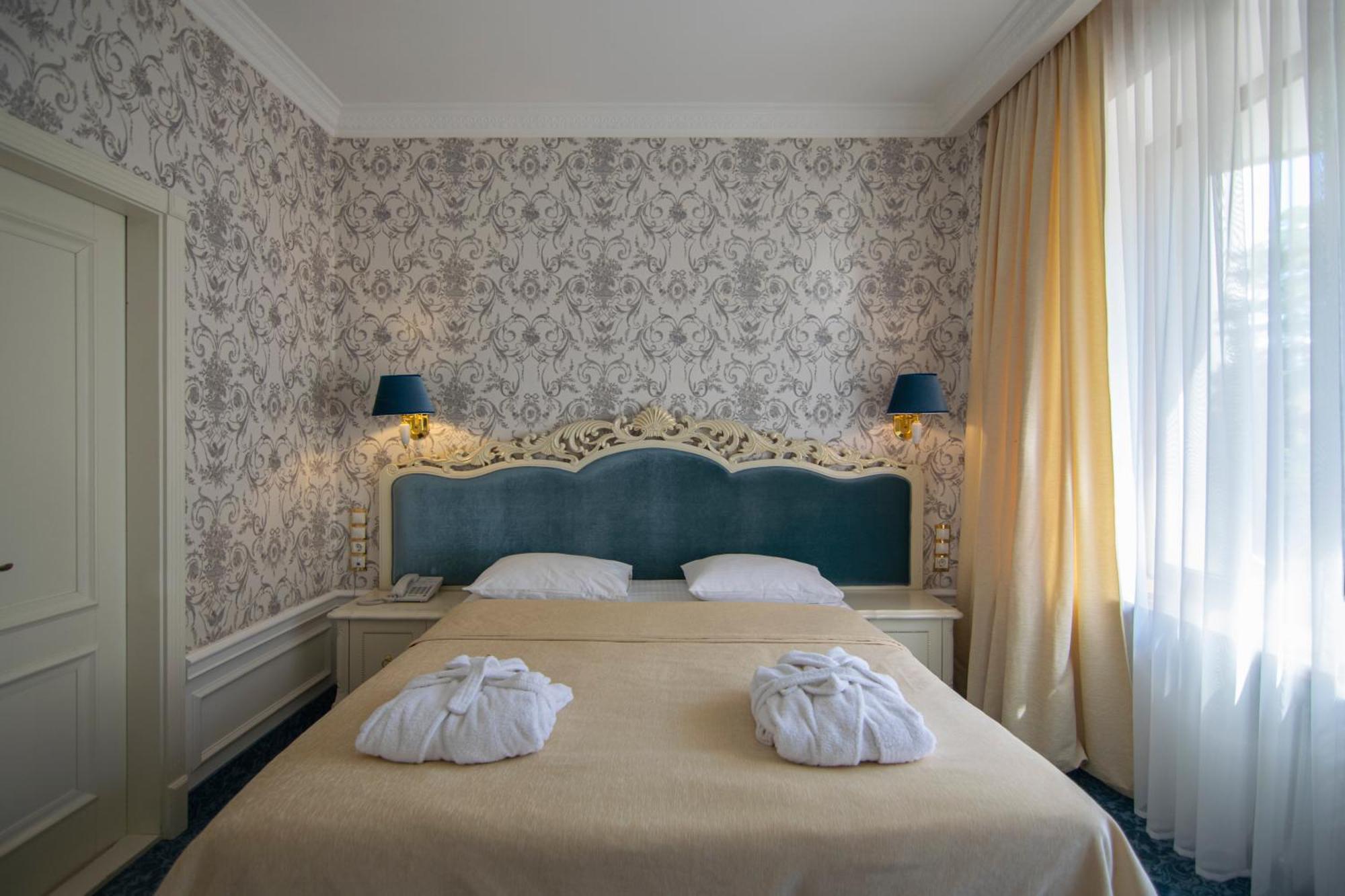Royal Olympic Hotel Kiev Esterno foto